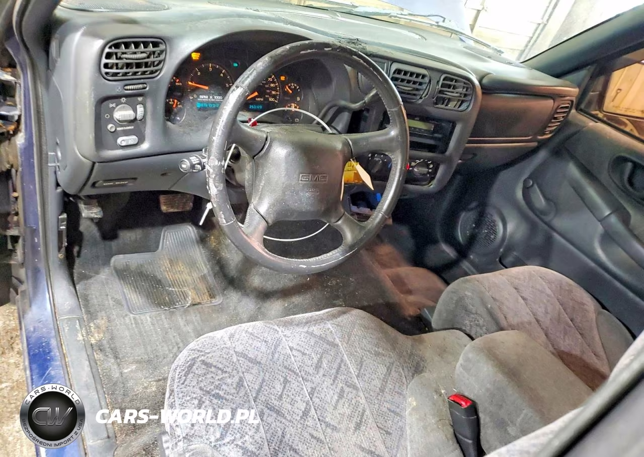 2002 GMC Sonoma VIN:1GTCS19W128185717 - 8