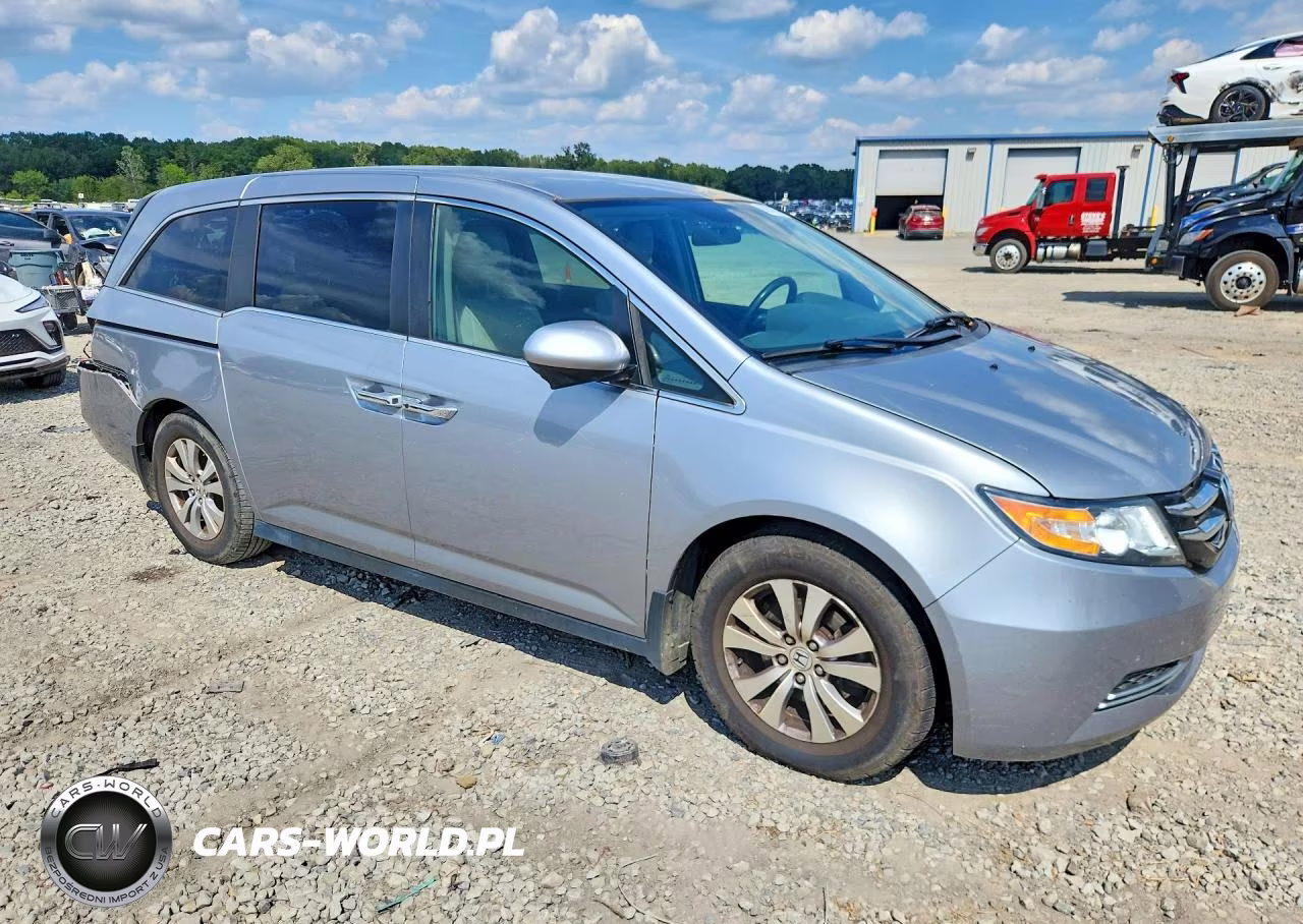 2016 Honda Odyssey Se VIN:5FNRL5H33GB087494 - 4