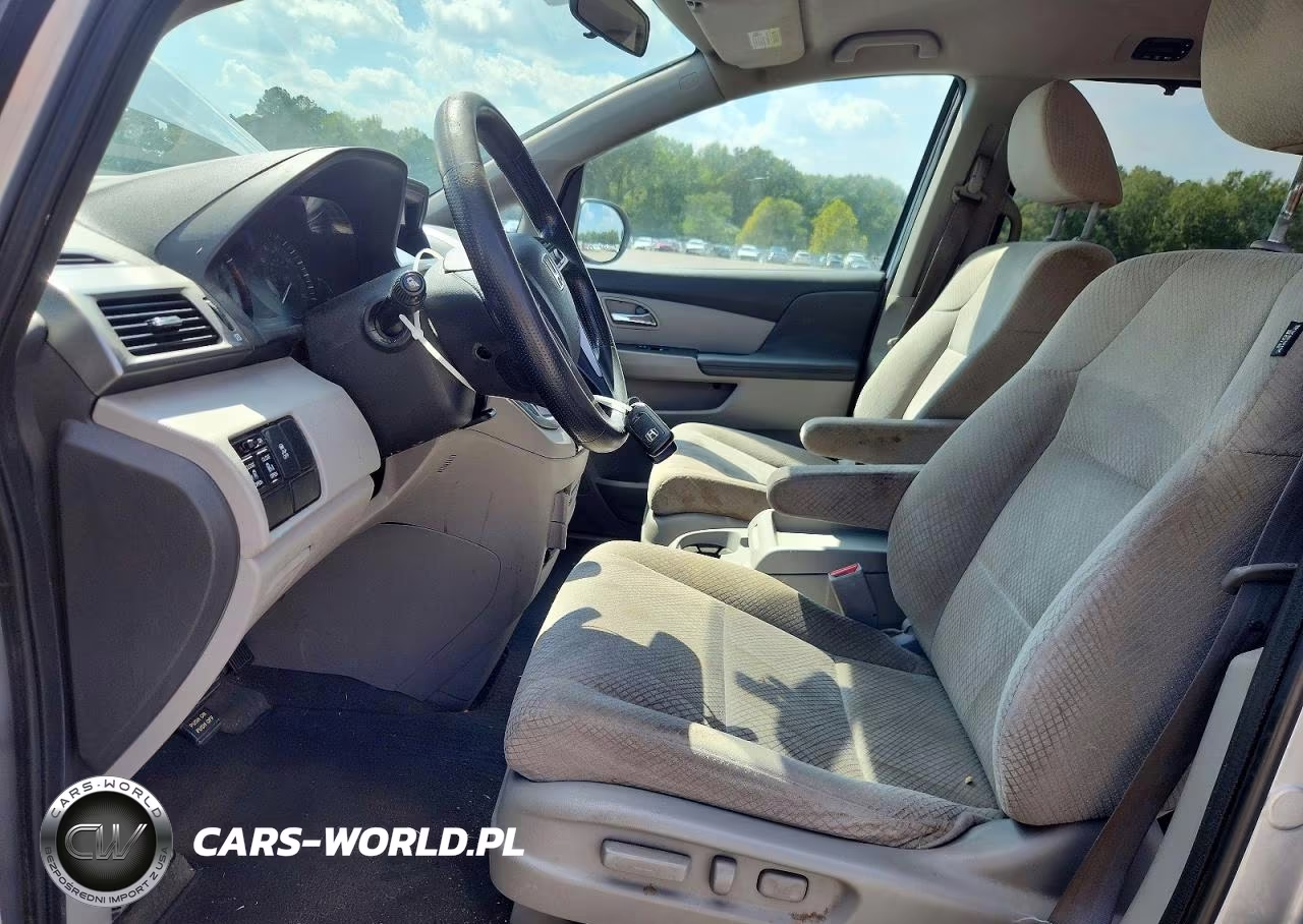 2016 Honda Odyssey Se VIN:5FNRL5H33GB087494 - 7