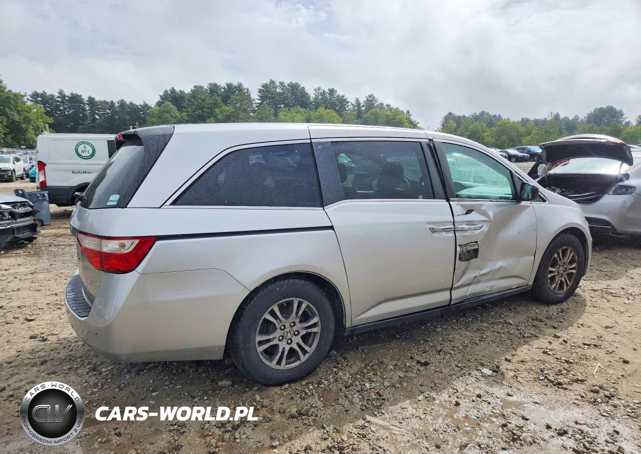 2011 Honda Odyssey Exl VIN:5FNRL5H69BB038786 - 3