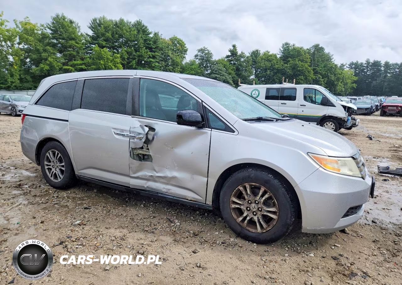2011 Honda Odyssey Exl VIN:5FNRL5H69BB038786 - 4