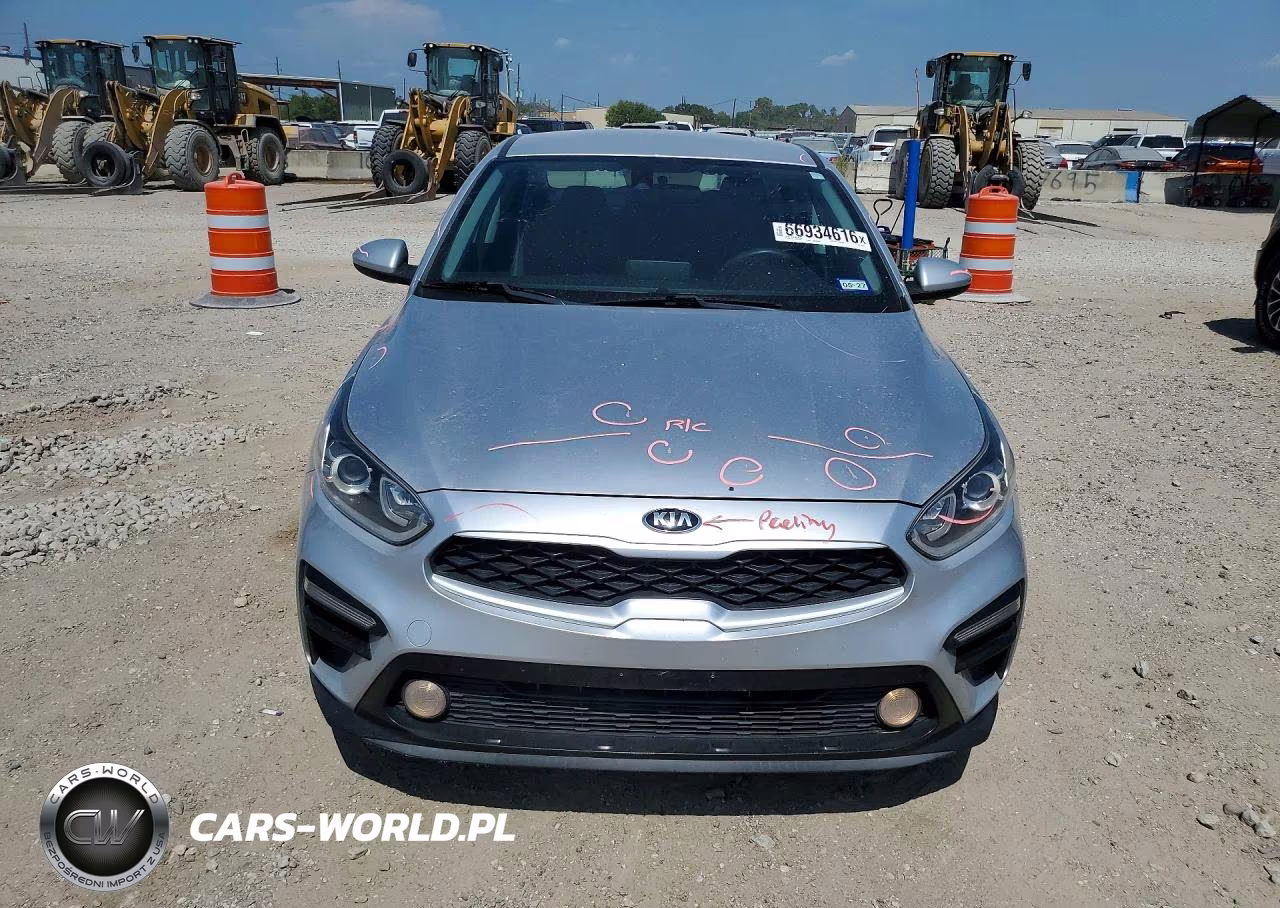 2019 Kia Forte Lxs VIN:3KPF24AD4KE076991 - 5