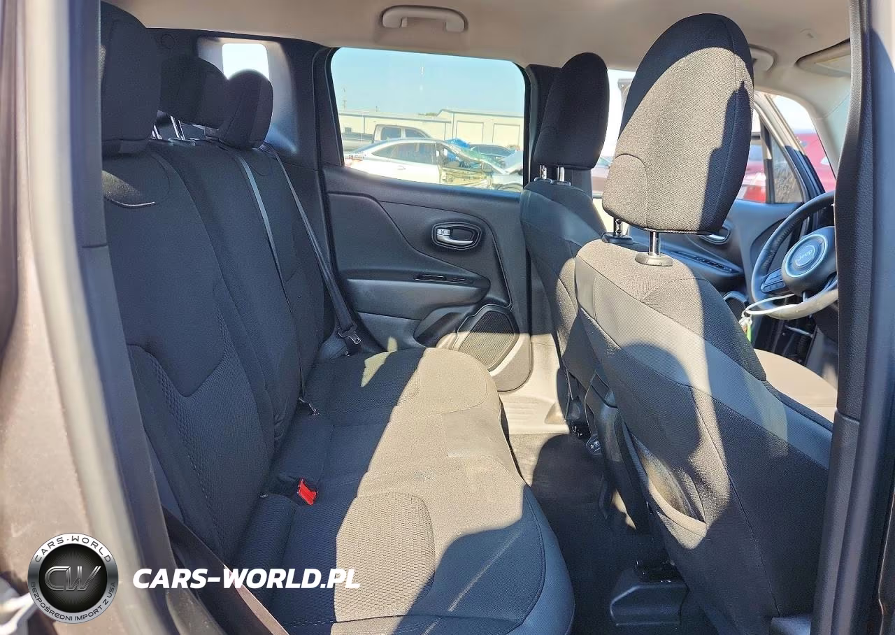 2020 Jeep Renegade Latitude VIN:ZACNJAB14LPL70586 - 10