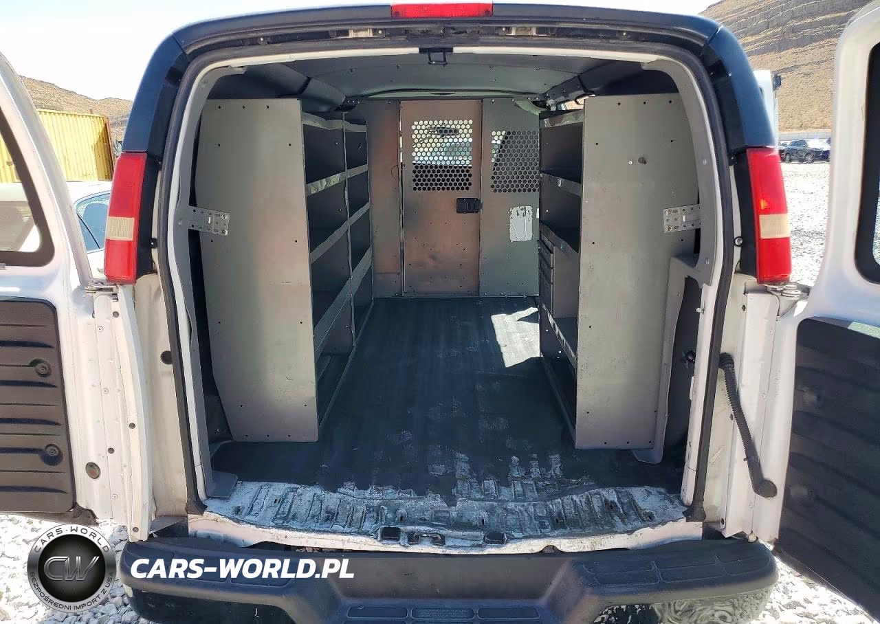 2010 Chevrolet Express G1500 VIN:1GCUGADX3A1109803 - 10