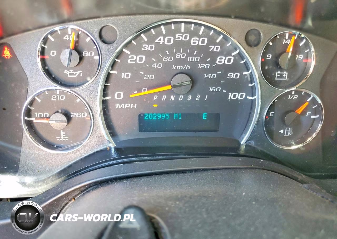 2010 Chevrolet Express G1500 VIN:1GCUGADX3A1109803 - 9