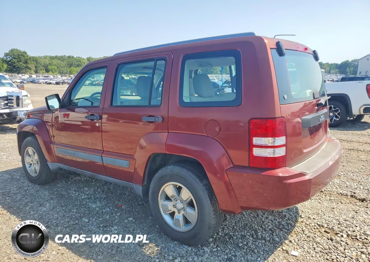 2008 Jeep Liberty Sport VIN:1J8GP28K78W144688 - 2