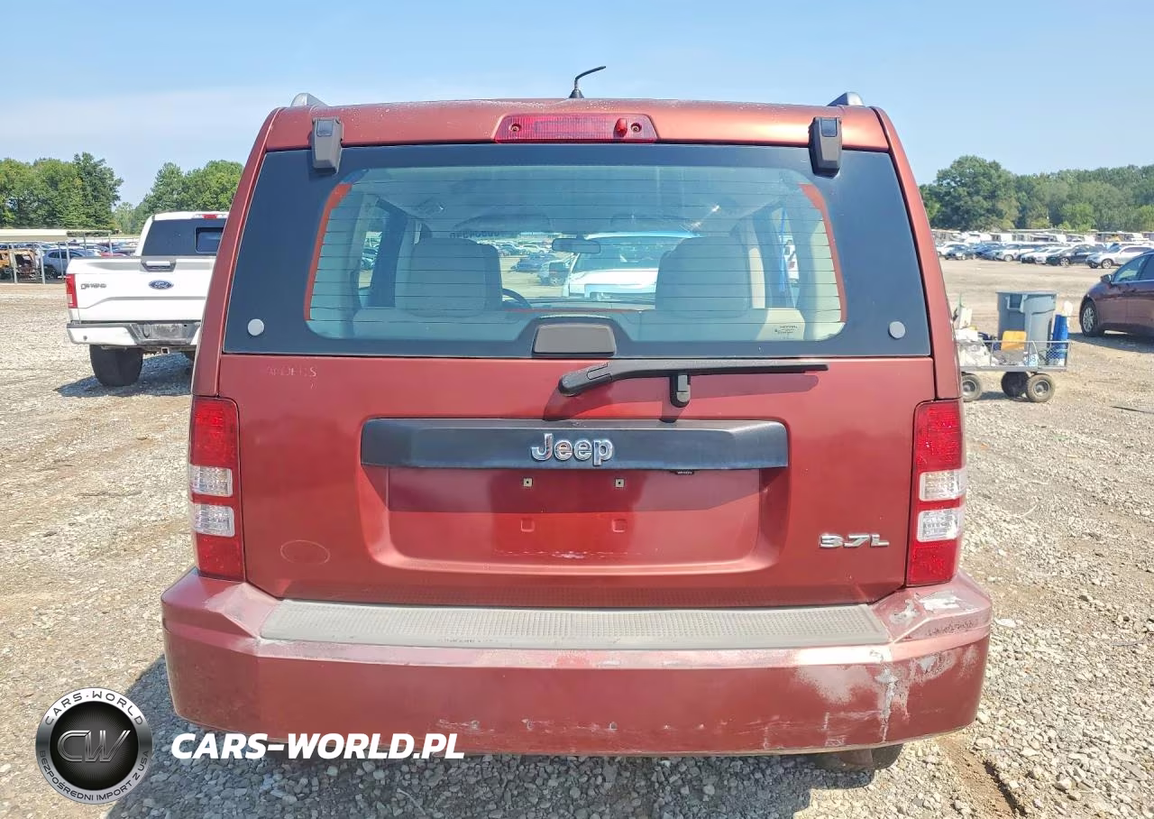2008 Jeep Liberty Sport VIN:1J8GP28K78W144688 - 6