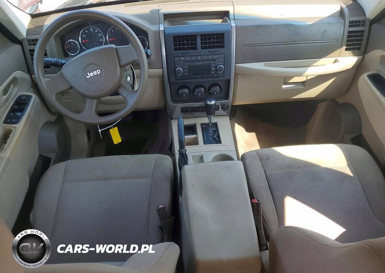 2008 Jeep Liberty Sport VIN:1J8GP28K78W144688 - 8