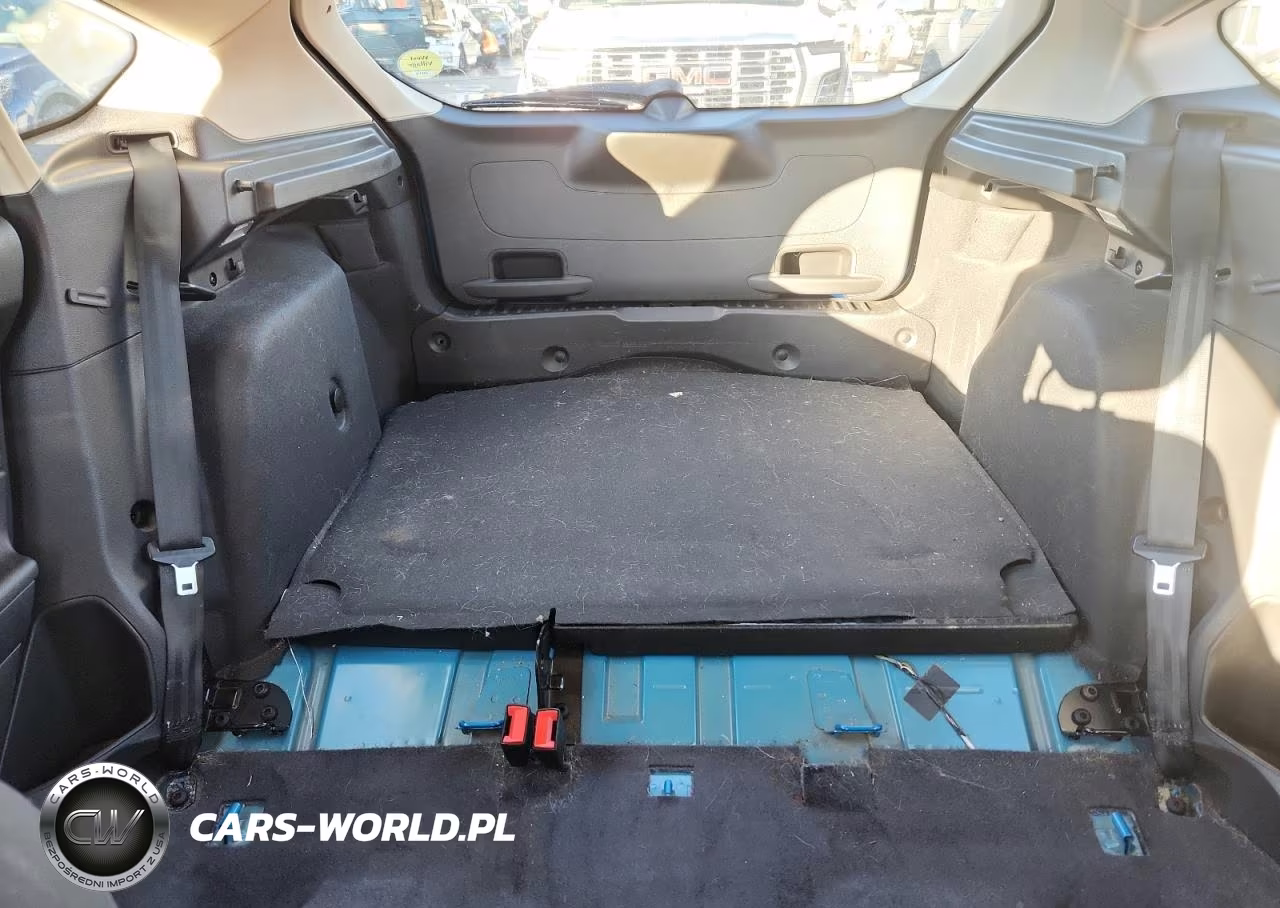 2012 Ford Focus Se VIN:1FAHP3K27CL166765 - 10