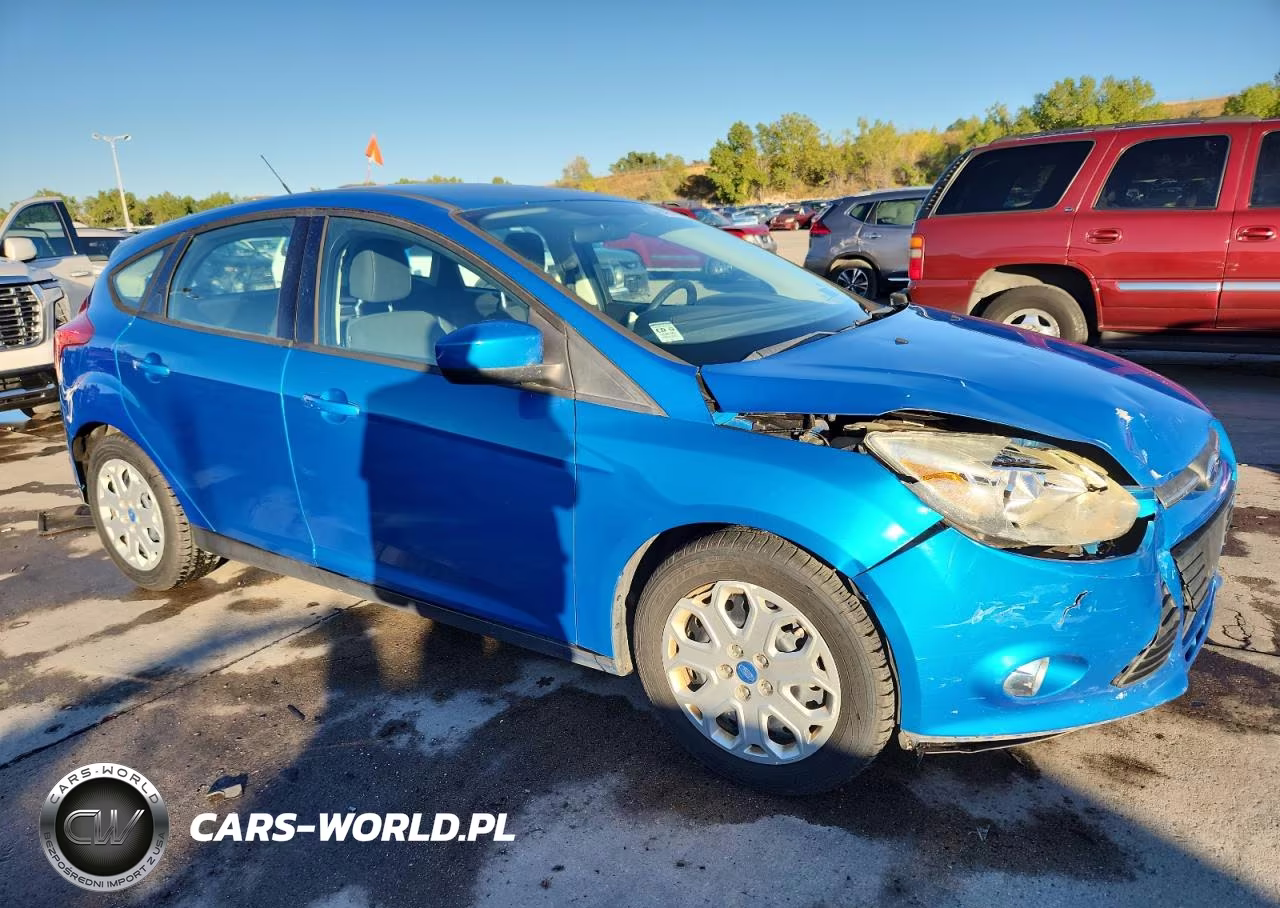 2012 Ford Focus Se VIN:1FAHP3K27CL166765 - 4
