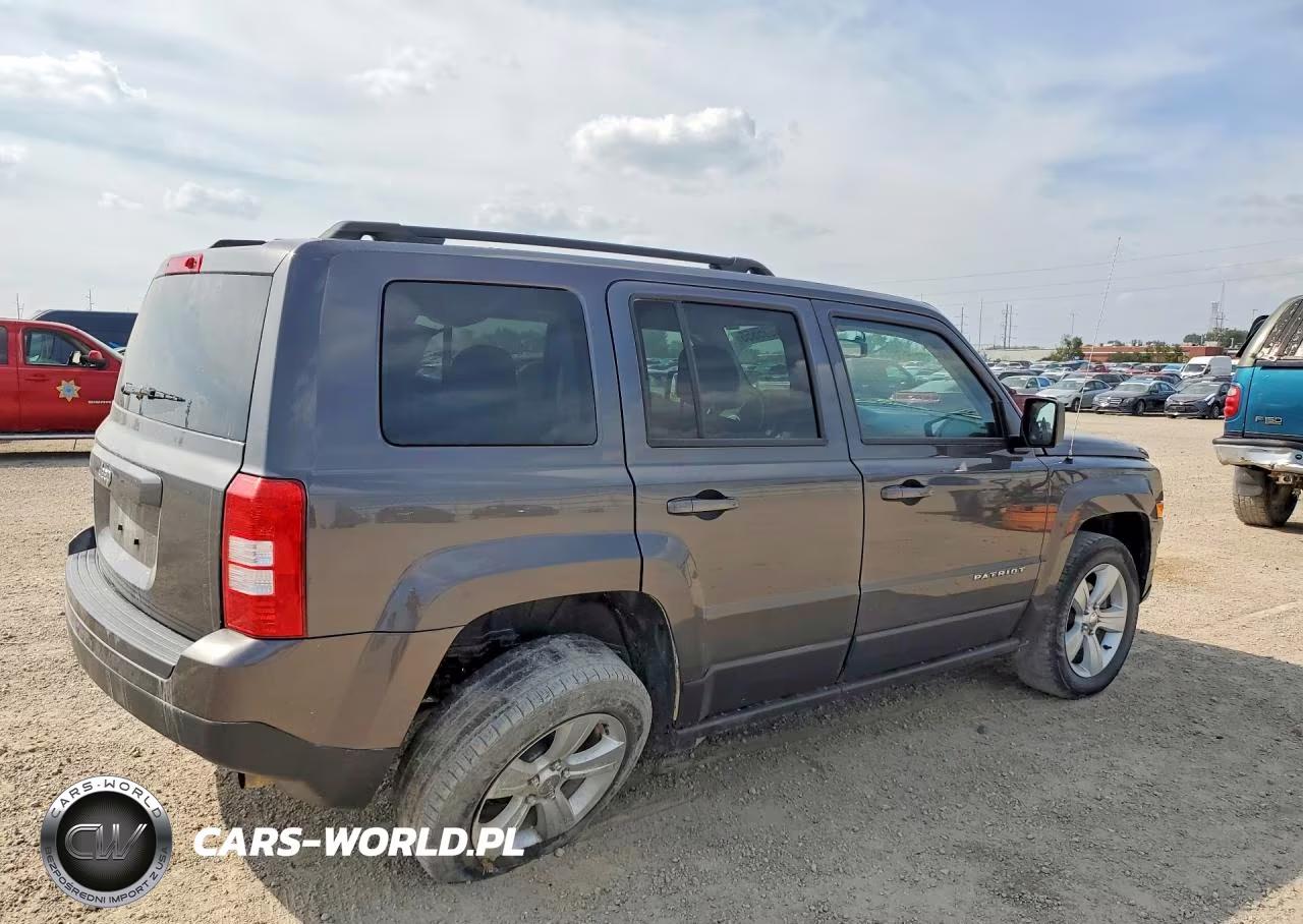 2016 Jeep Patriot Sport VIN:1C4NJRBB9GD672633 - 3