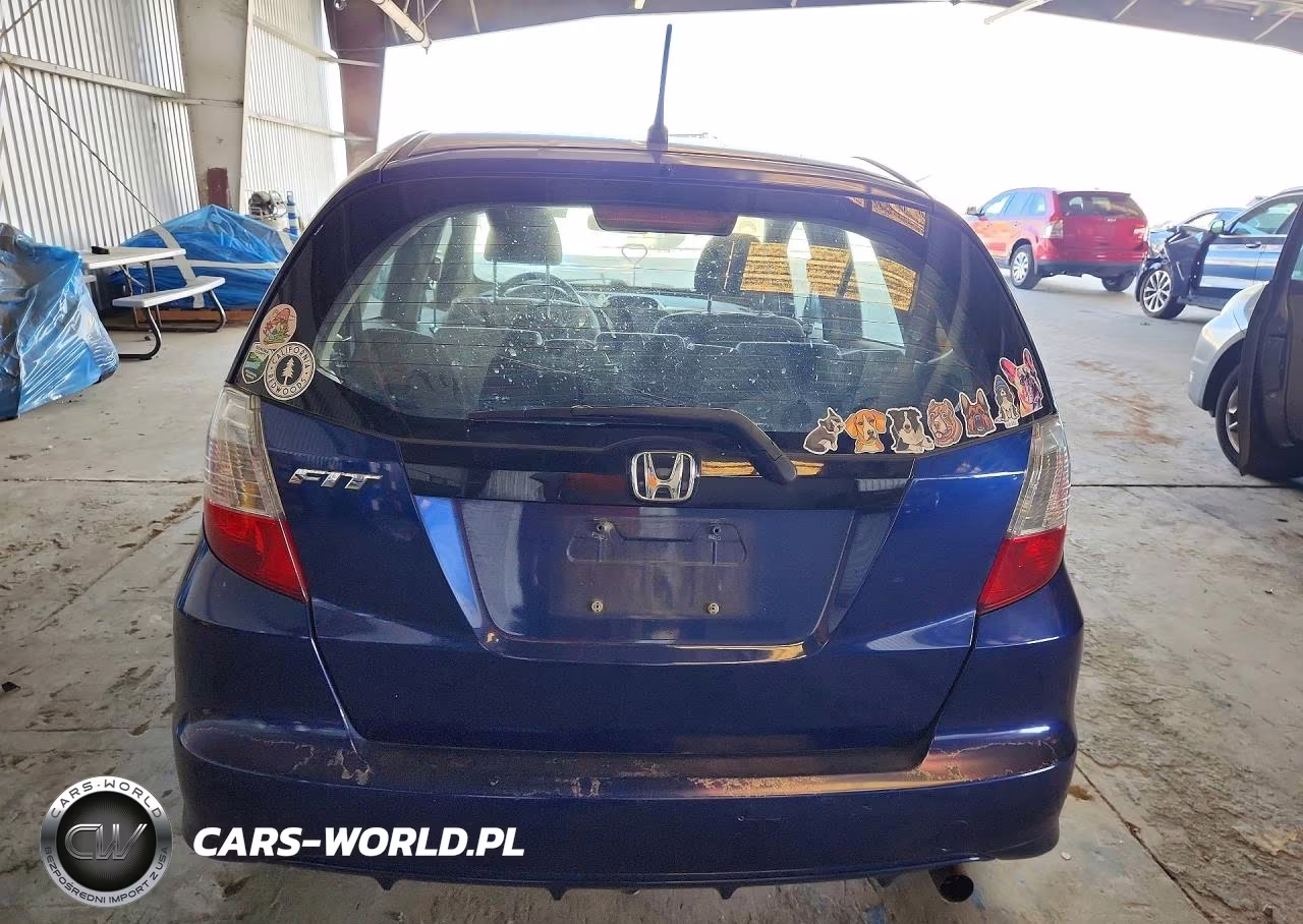 2012 Honda Fit VIN:JHMGE8G33CC024664 - 6