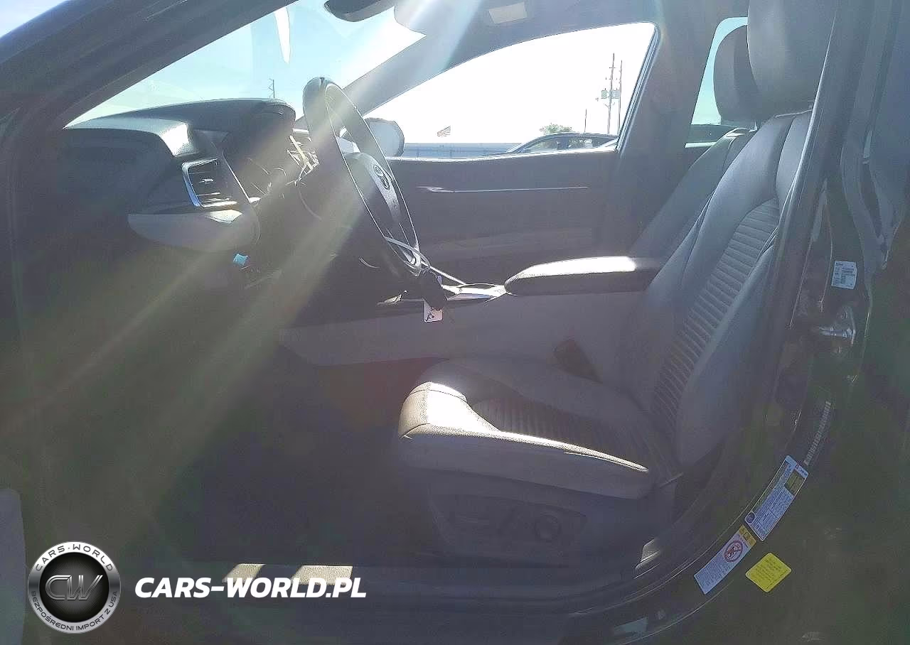 2018 Toyota Camry Se VIN:4T1B11HK1JU583587 - 7