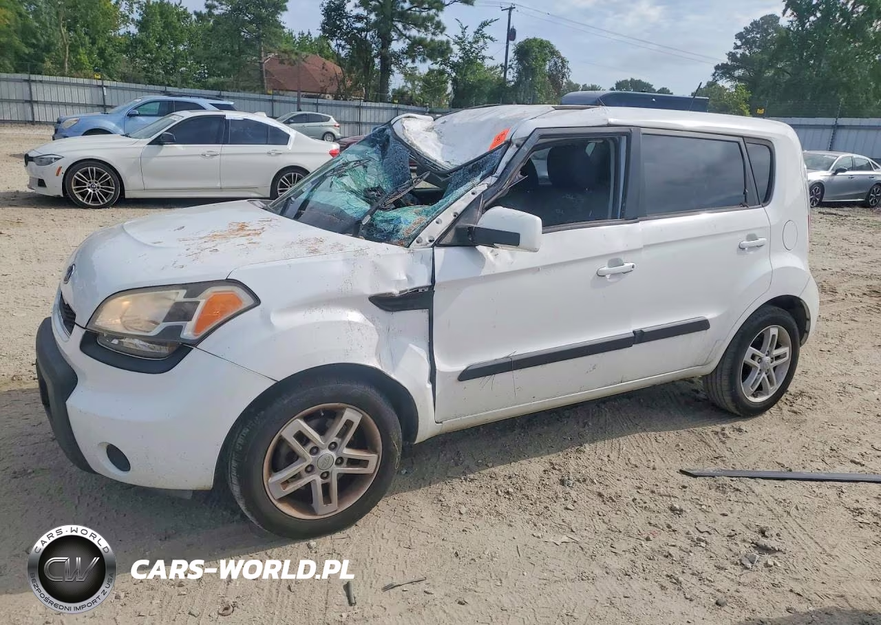 2011 Kia Soul +
