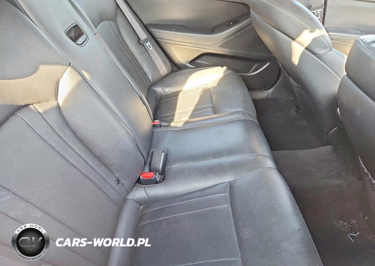 2017 Genesis G80 3.8 VIN:KMHGN4JE9HU170598 - 10