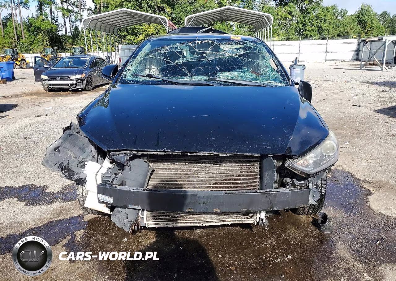 2018 Hyundai Elantra Sel VIN:5NPD84LF8JH381067 - 5