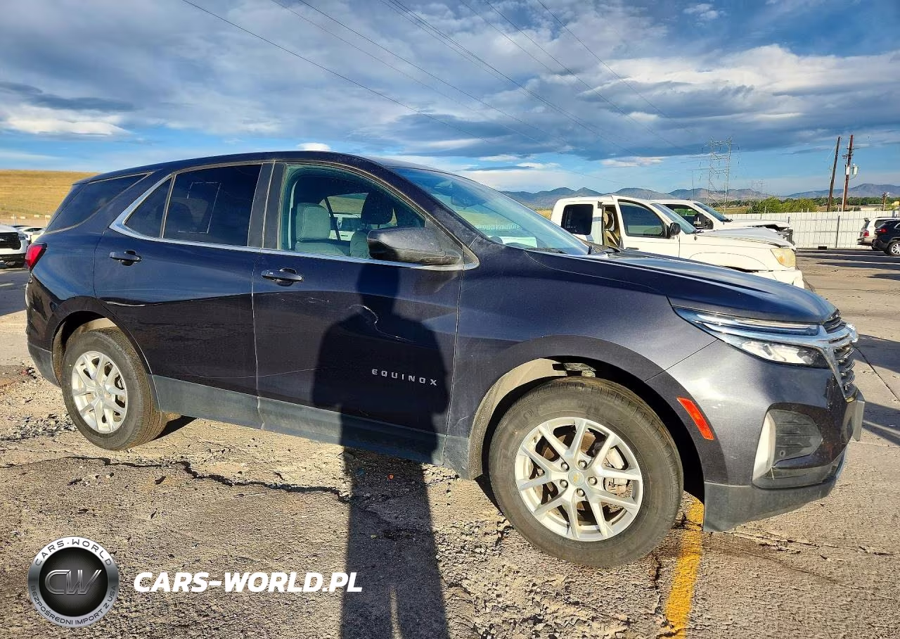 2022 Chevrolet Equinox VIN:2GNAXTEV6N6117724 - 4