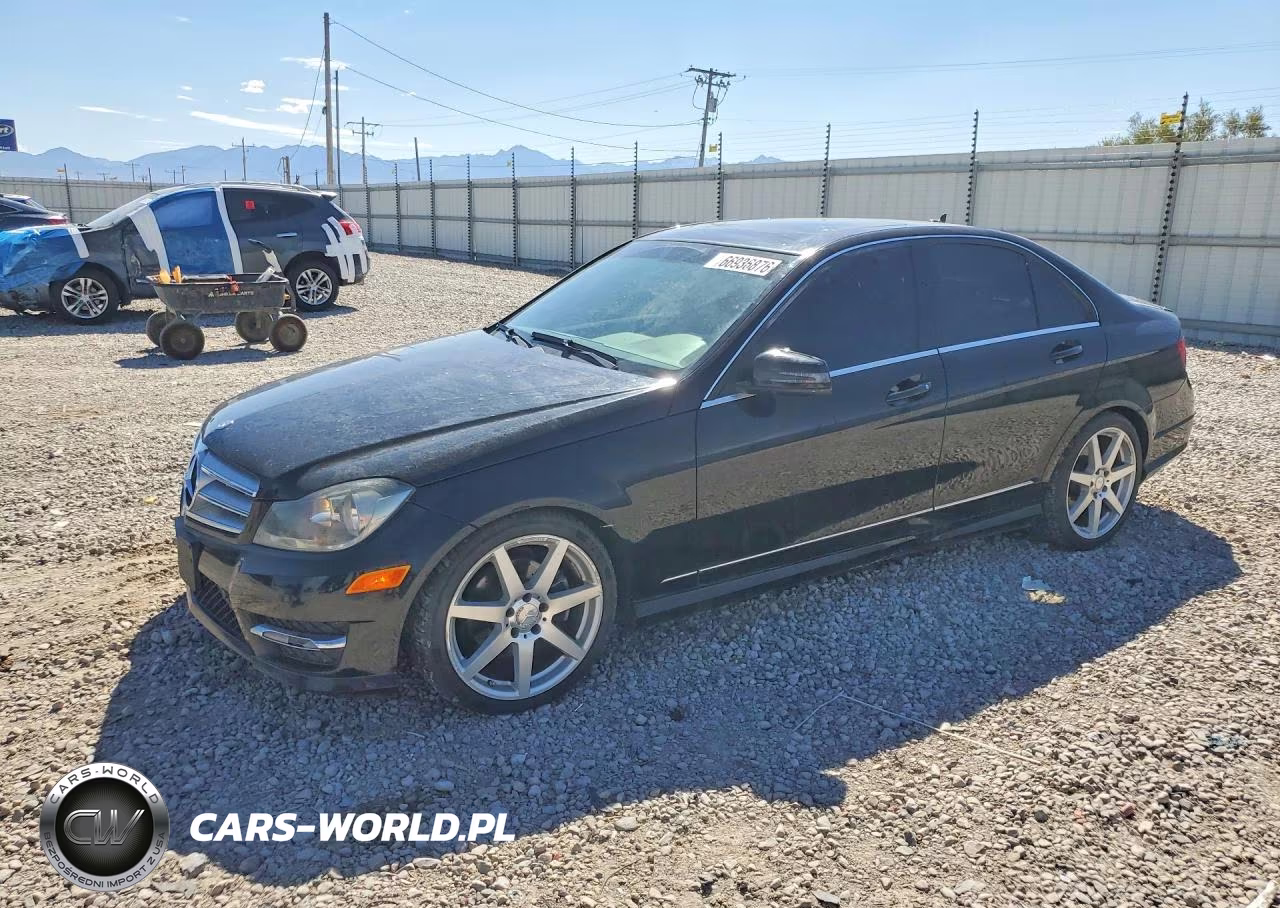 2013 Mercedes-Benz C 250 – zdjęcie 1 z 12