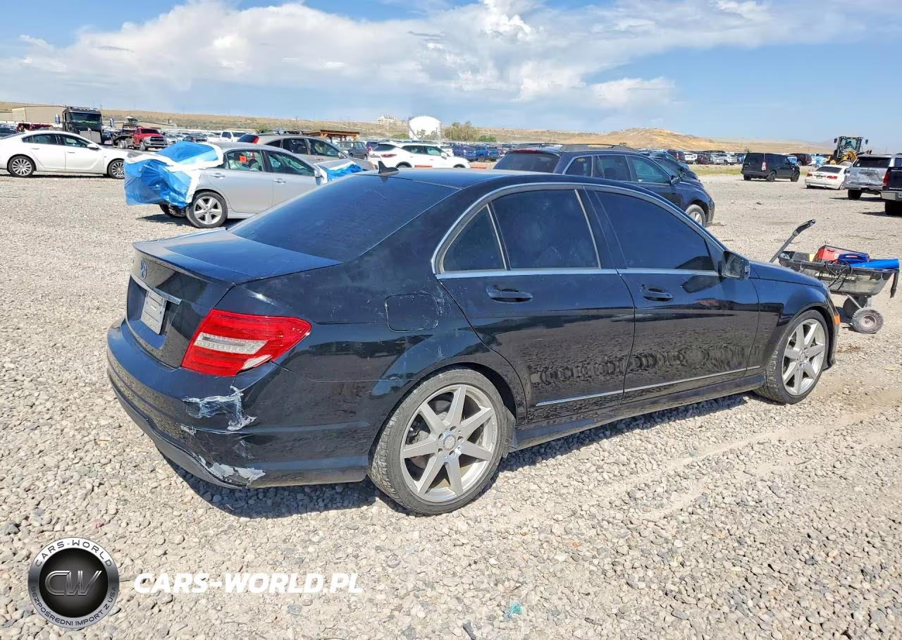 2013 Mercedes-Benz C 250 VIN:WDDGF4HB9DR263783 - 3