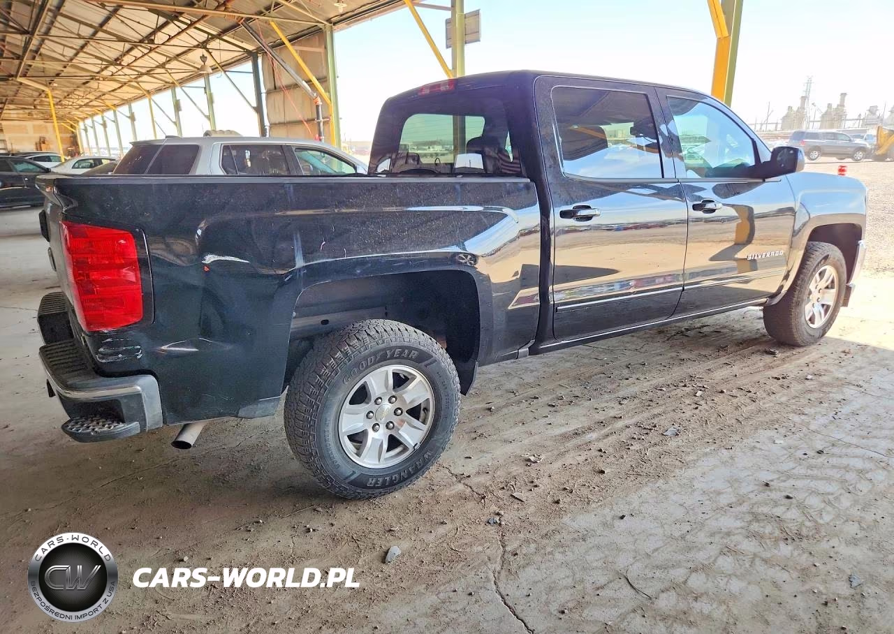 2018 Chevrolet Silverado C1500 Lt VIN:3GCPCREC9JG364394 - 3