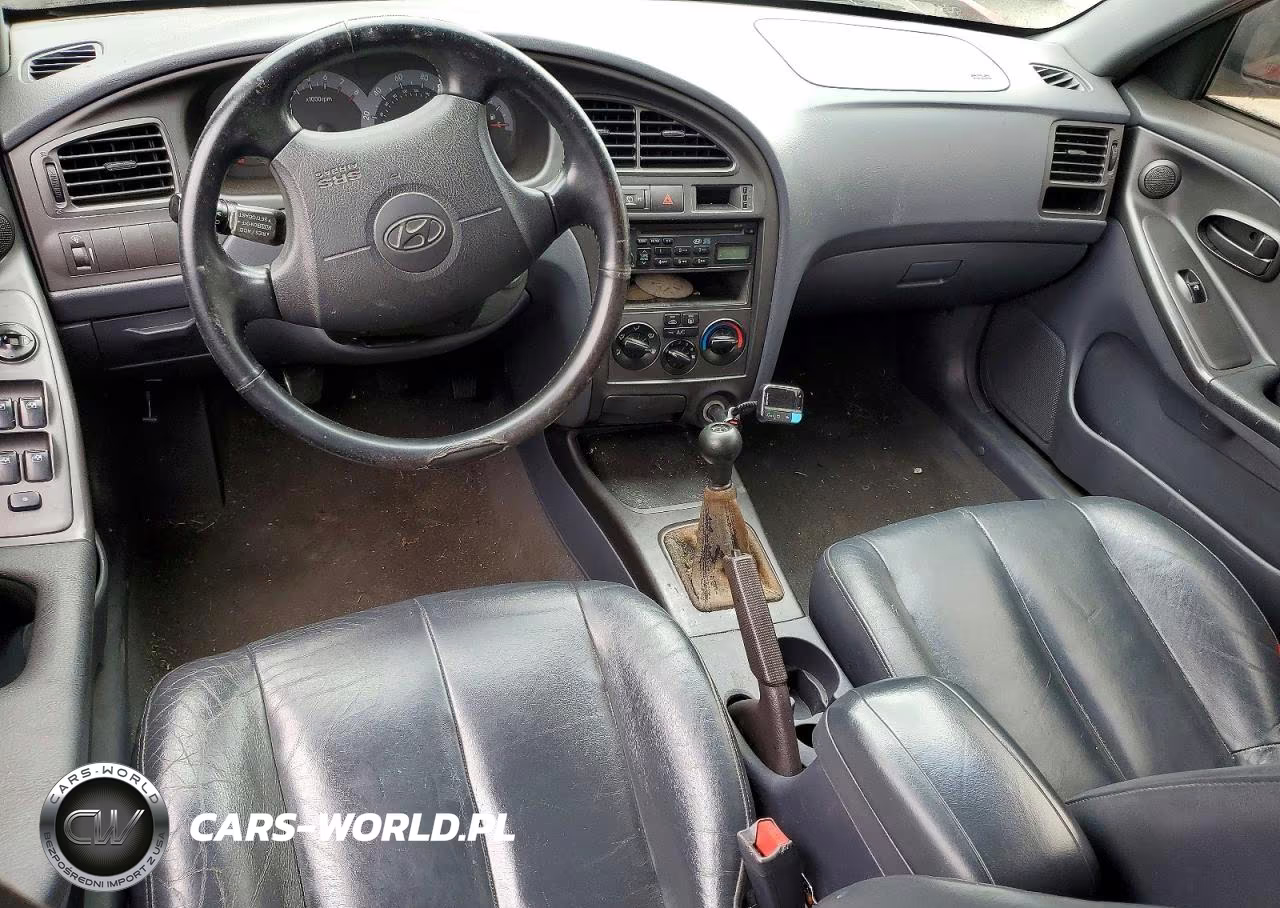 2002 Hyundai Elantra Gt VIN:KMHDN55D22U052166 - 8