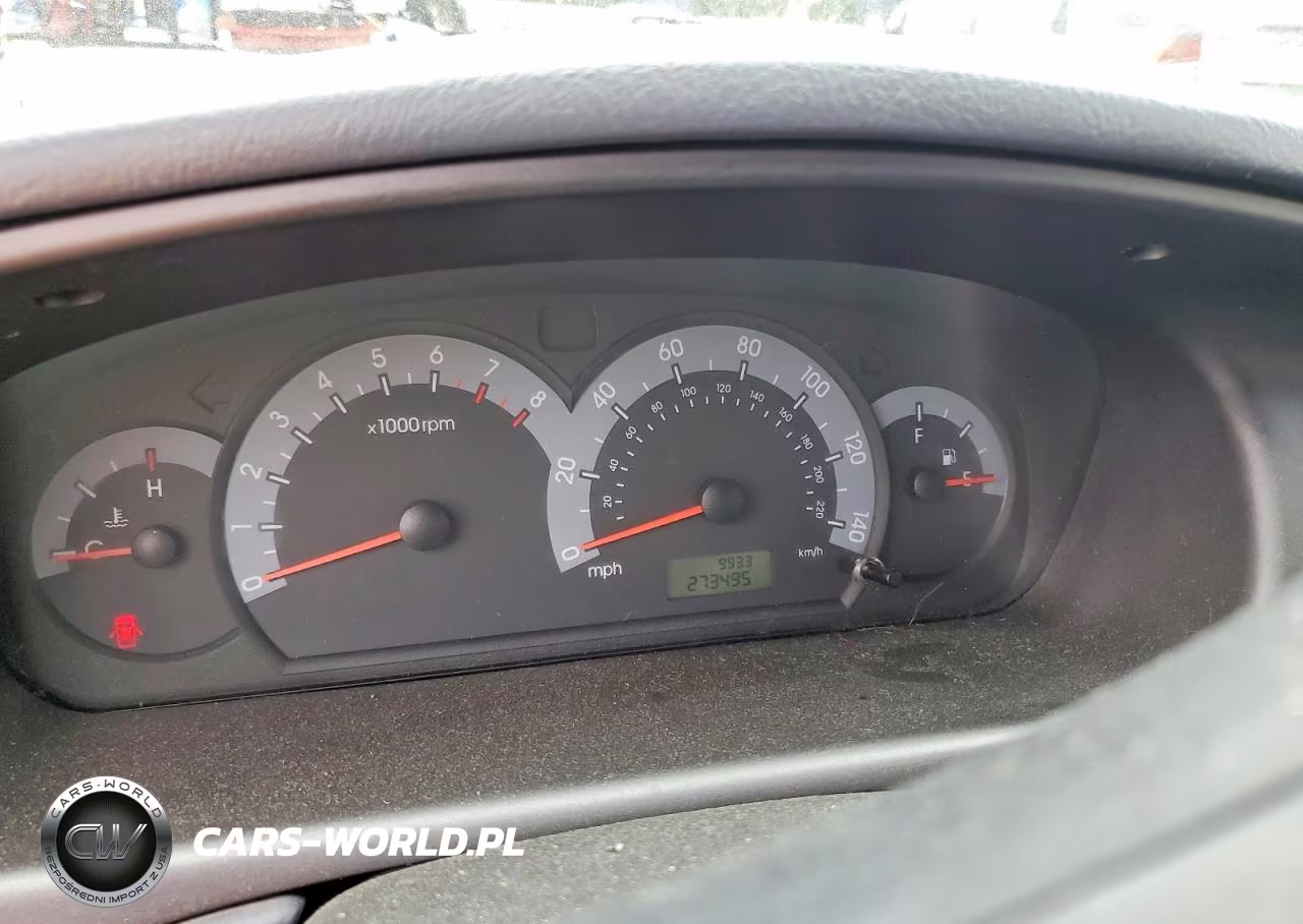 2002 Hyundai Elantra Gt VIN:KMHDN55D22U052166 - 9
