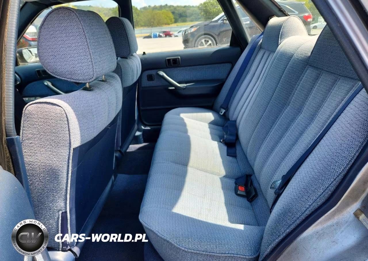 1989 Toyota Camry Deluxe VIN:JT2SV21E3K3339734 - 10