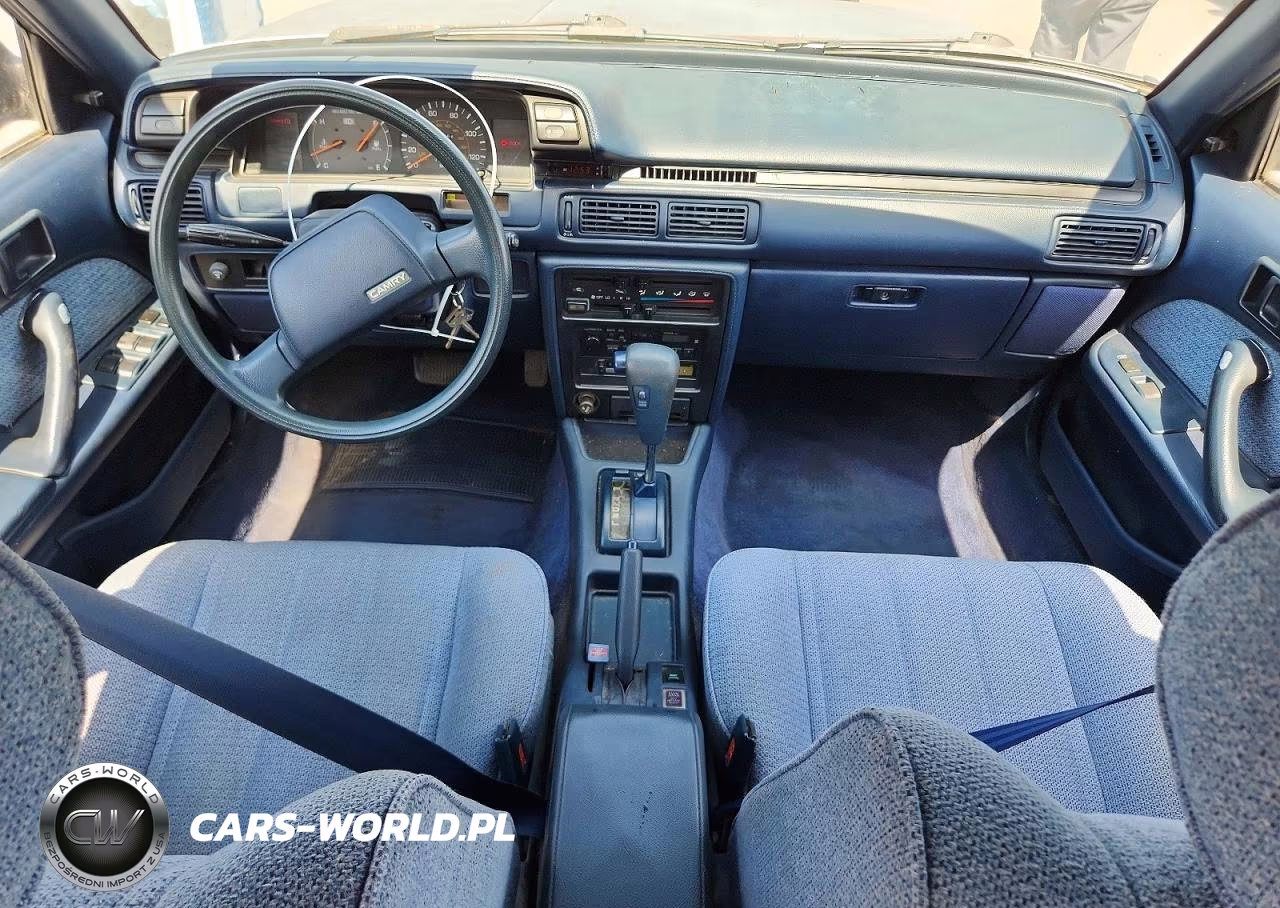 1989 Toyota Camry Deluxe VIN:JT2SV21E3K3339734 - 8