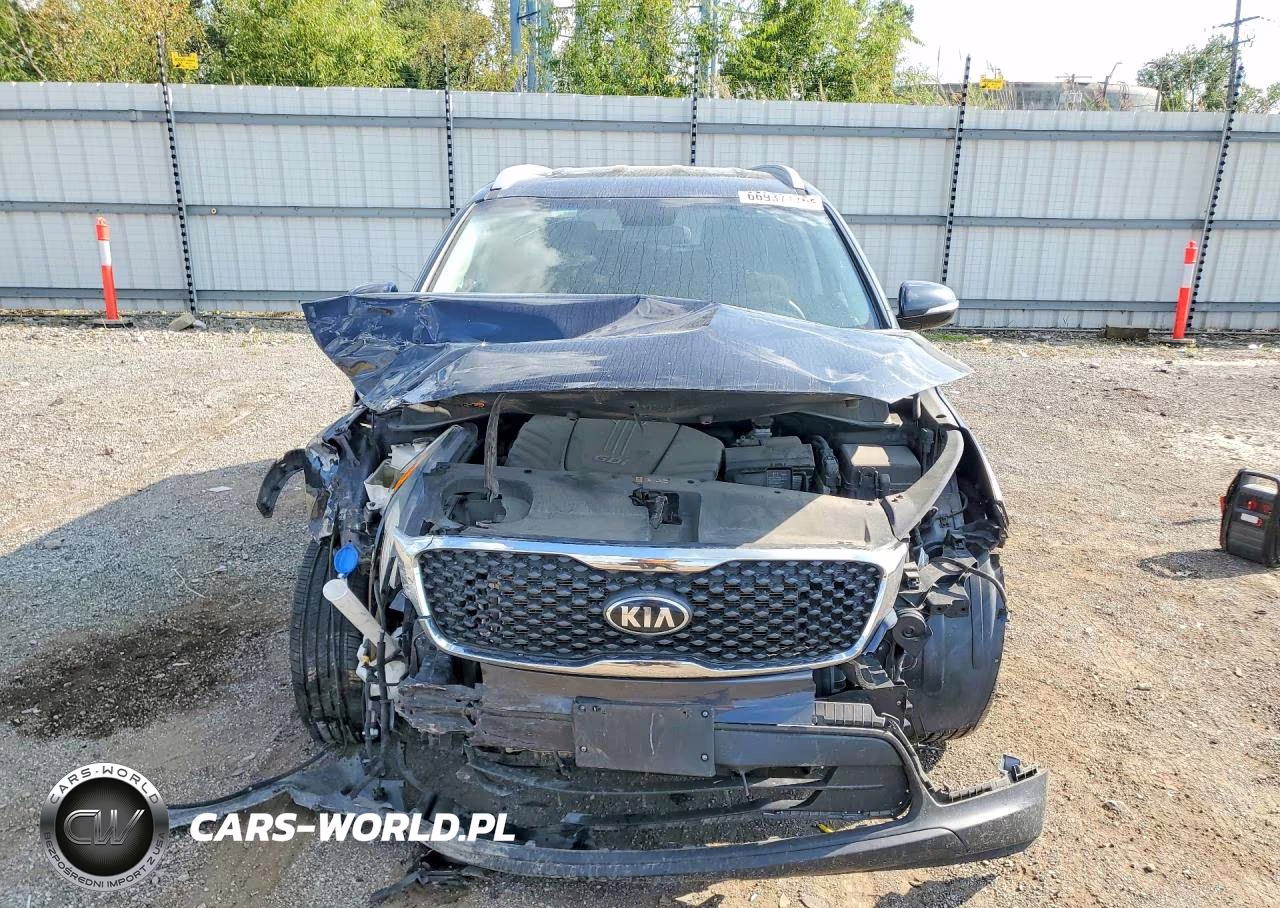 2018 Kia Sorento Lx V6 VIN:5XYPGDA53JG413280 - 5