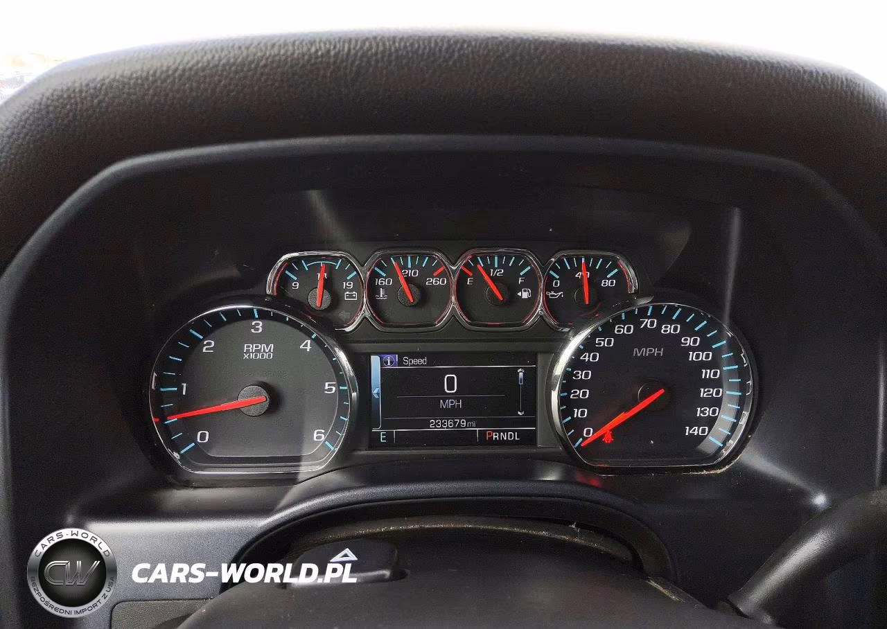 2018 Chevrolet Silverado K1500 Lt VIN:1GCUKREC2JF248638 - 9