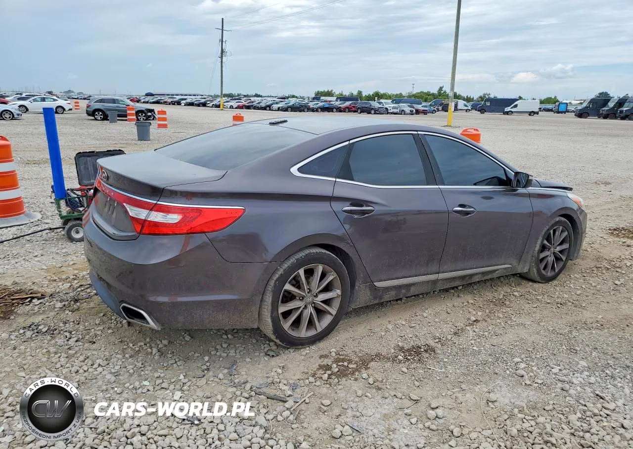 2016 Hyundai Azera Base VIN:KMHFG4JGXGA501857 - 3