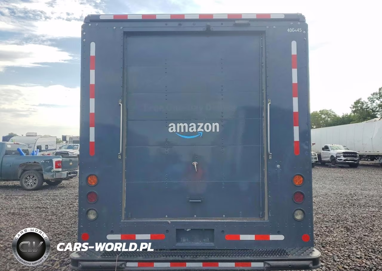 2019 Ford E450 Delivery Truck VIN:1FC3E4K63KDC48374 - 10