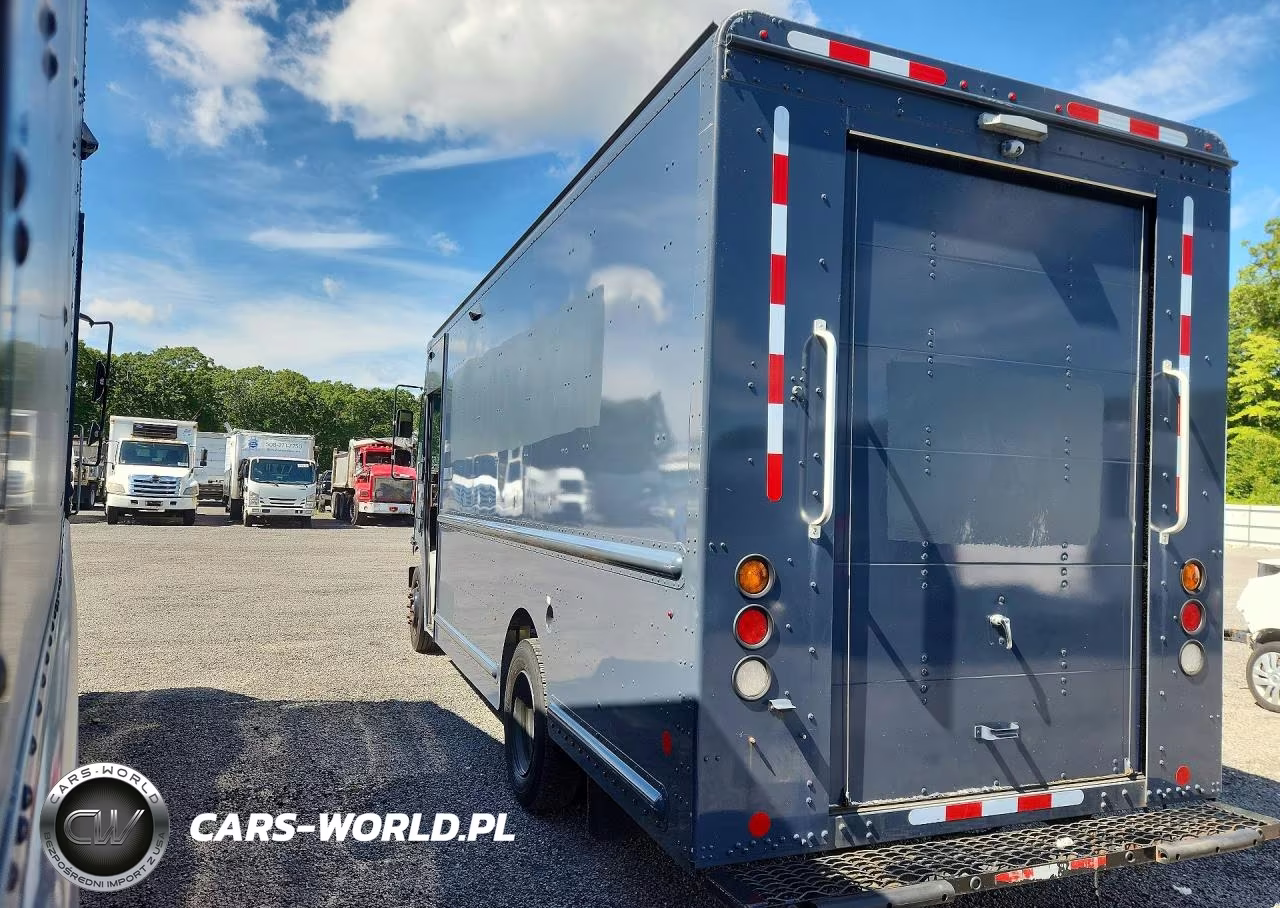 2020 Freightliner Mt45G Chassis Delivery Truck VIN:4UZAC2EAXLCMH6002 - 2