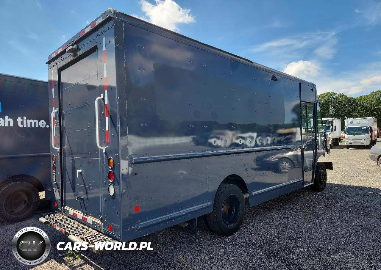 2020 Freightliner Mt45G Chassis Delivery Truck VIN:4UZAC2EAXLCMH6002 - 3