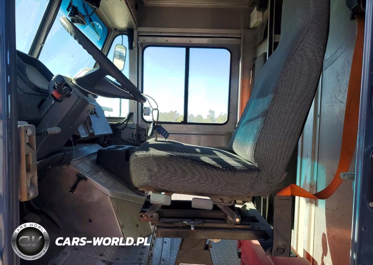 2020 Freightliner Mt45G Chassis Delivery Truck VIN:4UZAC2EA7LCMH7818 - 7