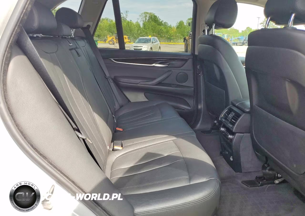 2016 BMW X5 xDrive35I VIN:5UXKR0C50G0P20400 - 11