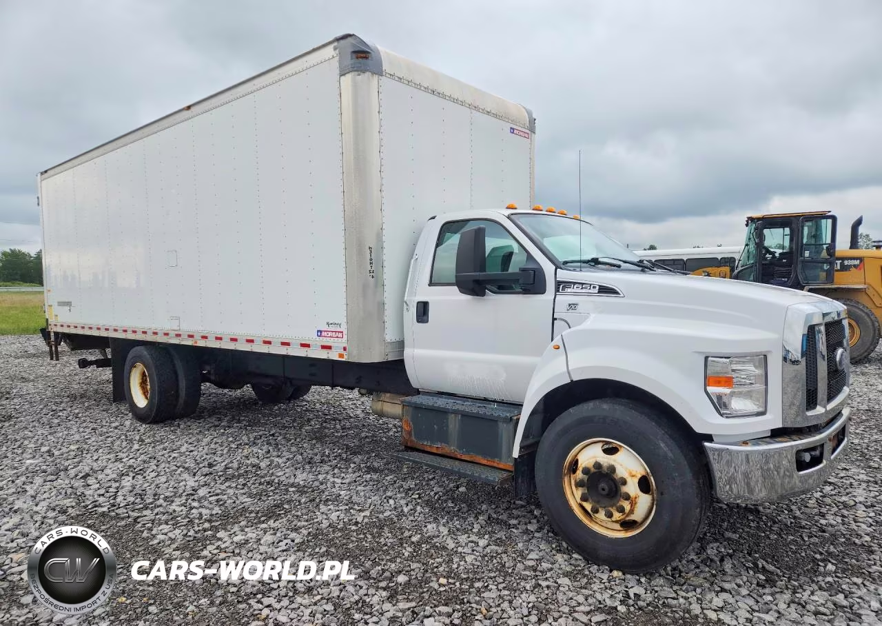 2017 Ford F650 Super Duty Box Truck VIN:1FDNF6AY8HDB09589 - 4