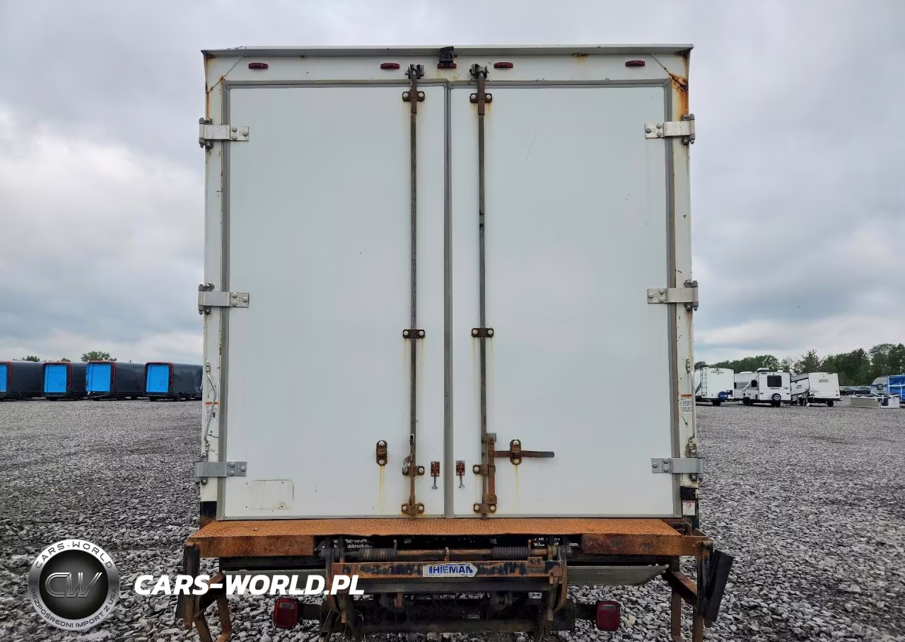 2017 Ford F650 Super Duty Box Truck VIN:1FDNF6AY8HDB09589 - 6