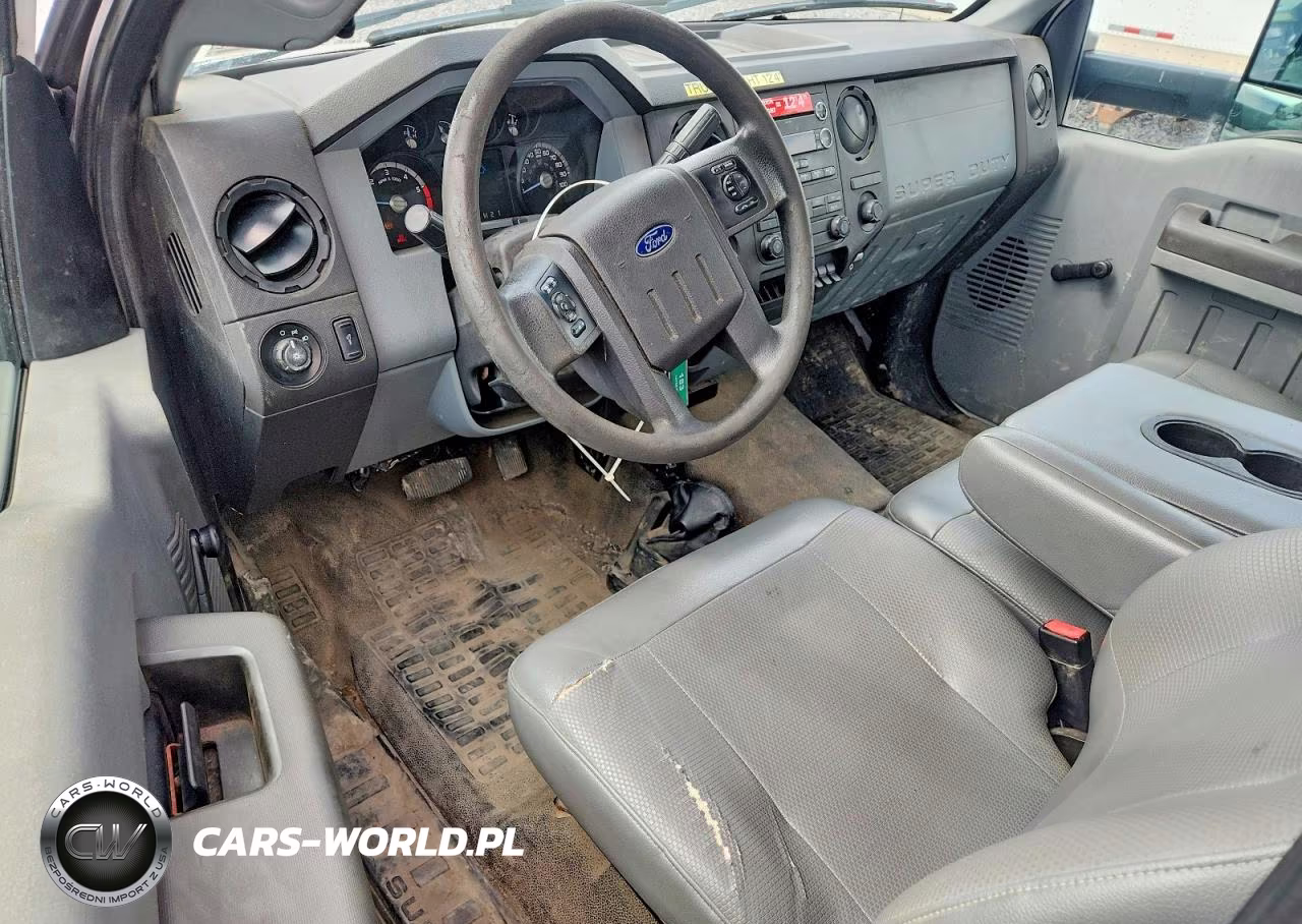 2017 Ford F650 Super Duty Box Truck VIN:1FDNF6AY8HDB09589 - 8