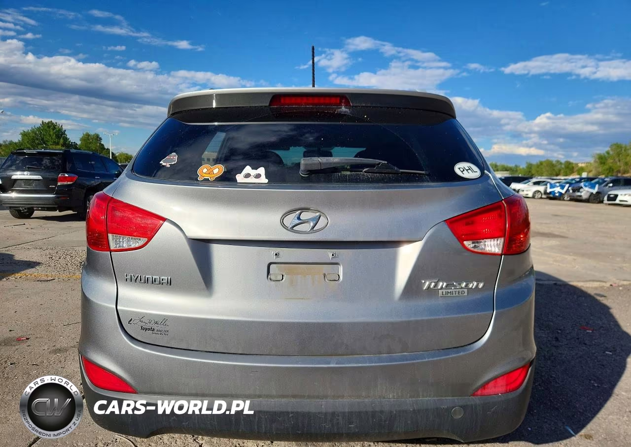 2011 Hyundai Tucson VIN:KM8JU3AC5BU203072 - 6