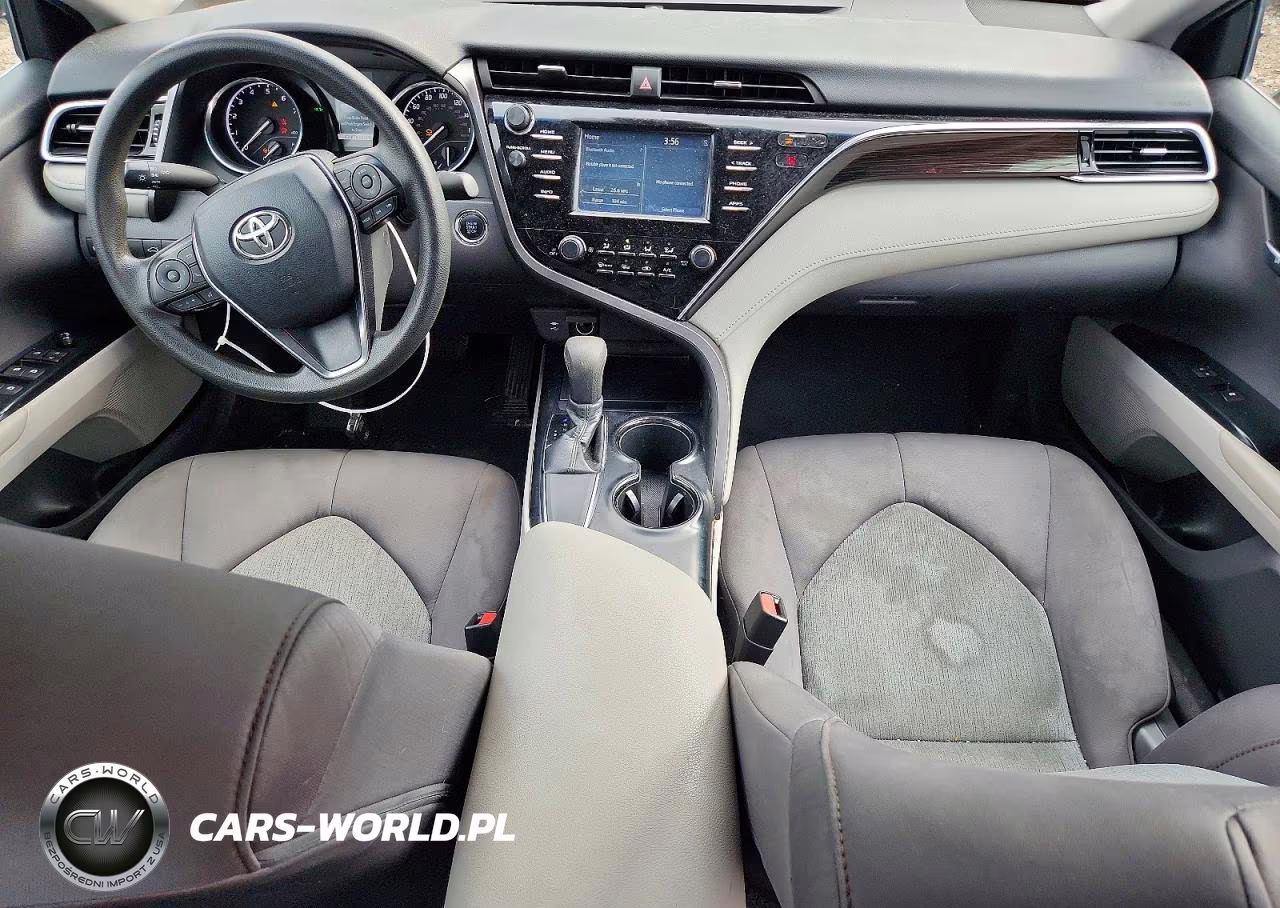 2018 Toyota Camry Le VIN:4T1B11HK9JU015944 - 8