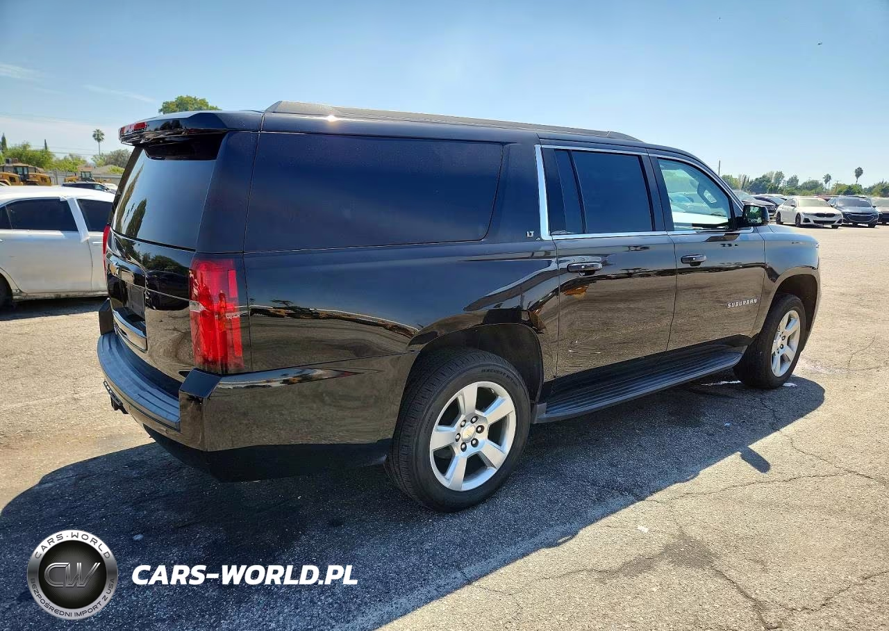 2018 Chevrolet Suburban C1500 Lt VIN:1GNSCHKC1JR284510 - 3