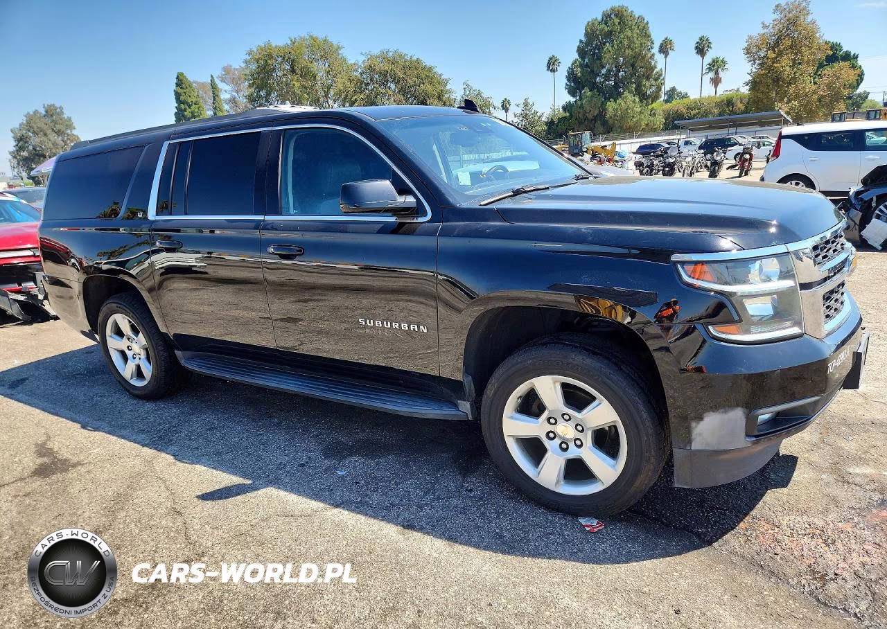 2018 Chevrolet Suburban C1500 Lt VIN:1GNSCHKC1JR284510 - 4