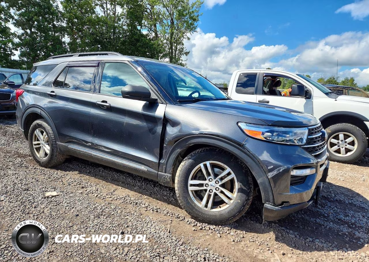 2020 Ford Explorer Xlt VIN:1FMSK8DH0LGC55823 - 4