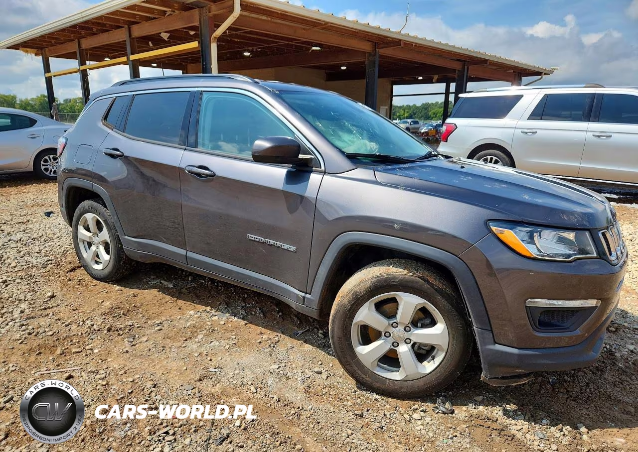2021 Jeep Compass Latitude VIN:3C4NJCBB8MT523245 - 4