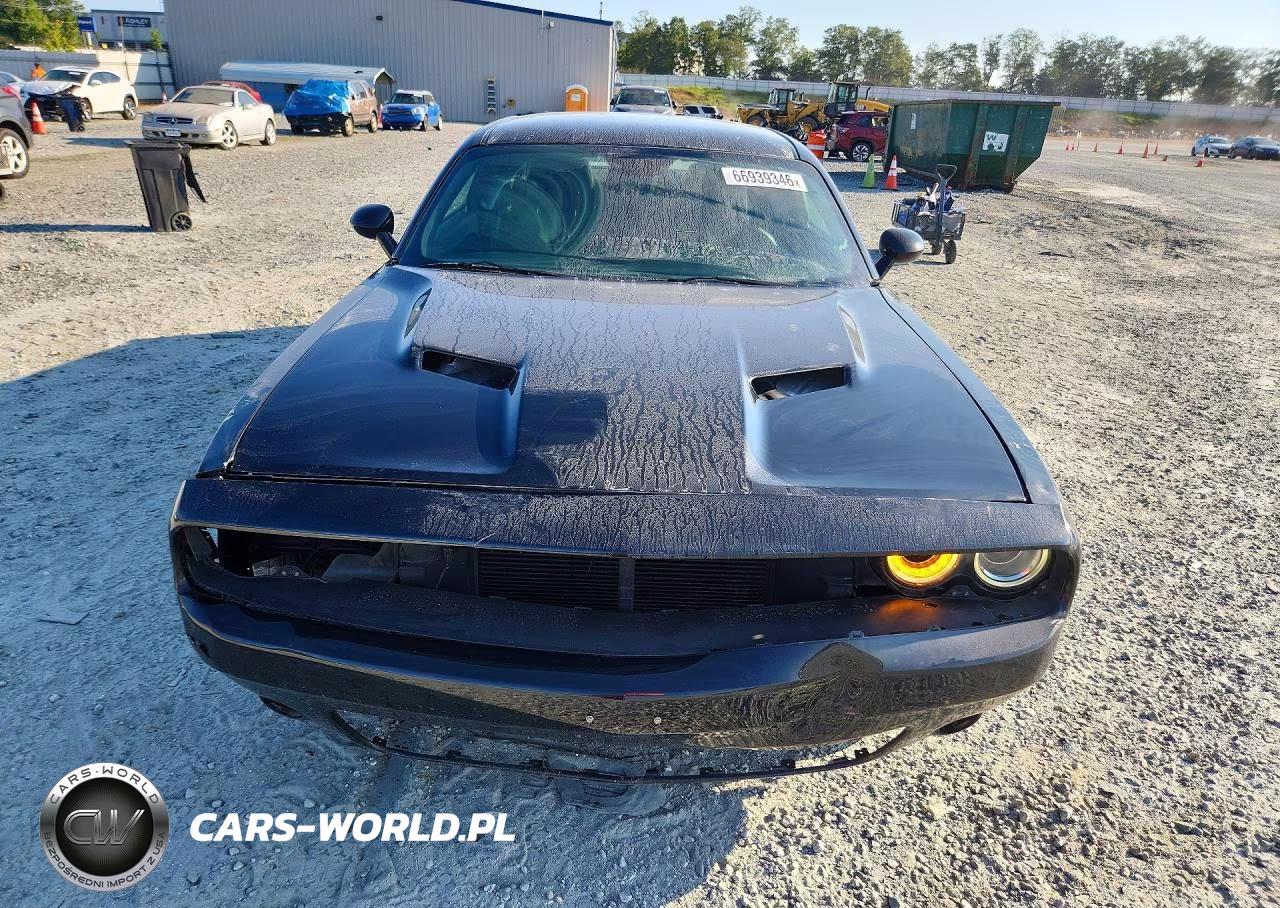 2015 Dodge Challenger Sxt VIN:2C3CDZAG0FH868946 - 5