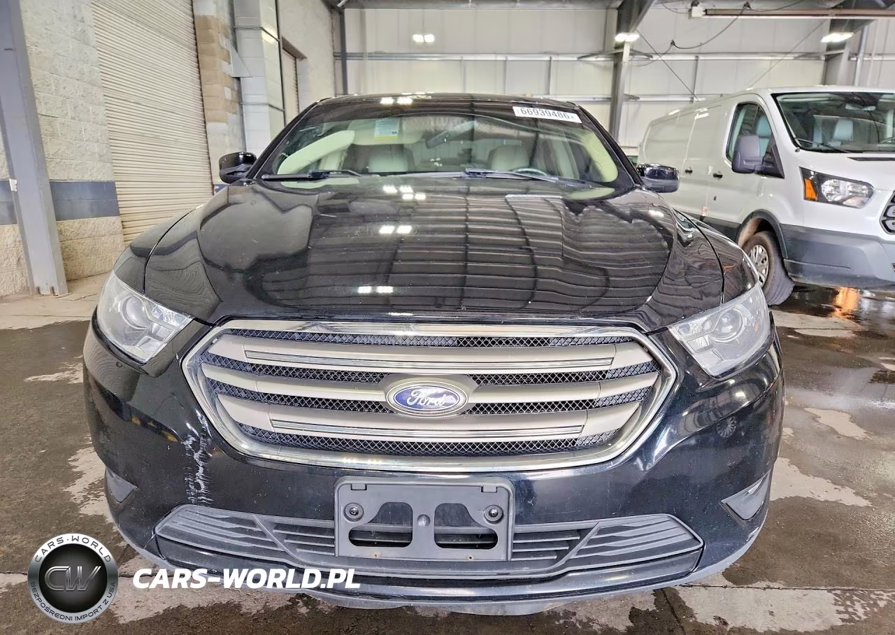 2016 Ford Taurus Sel VIN:1FAHP2H83GG110536 - 5