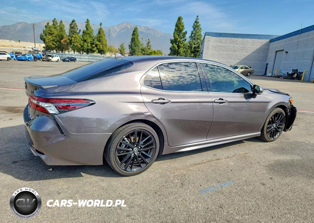 2024 Toyota Camry Xse VIN:4T1K31AK5RU627395 - 3