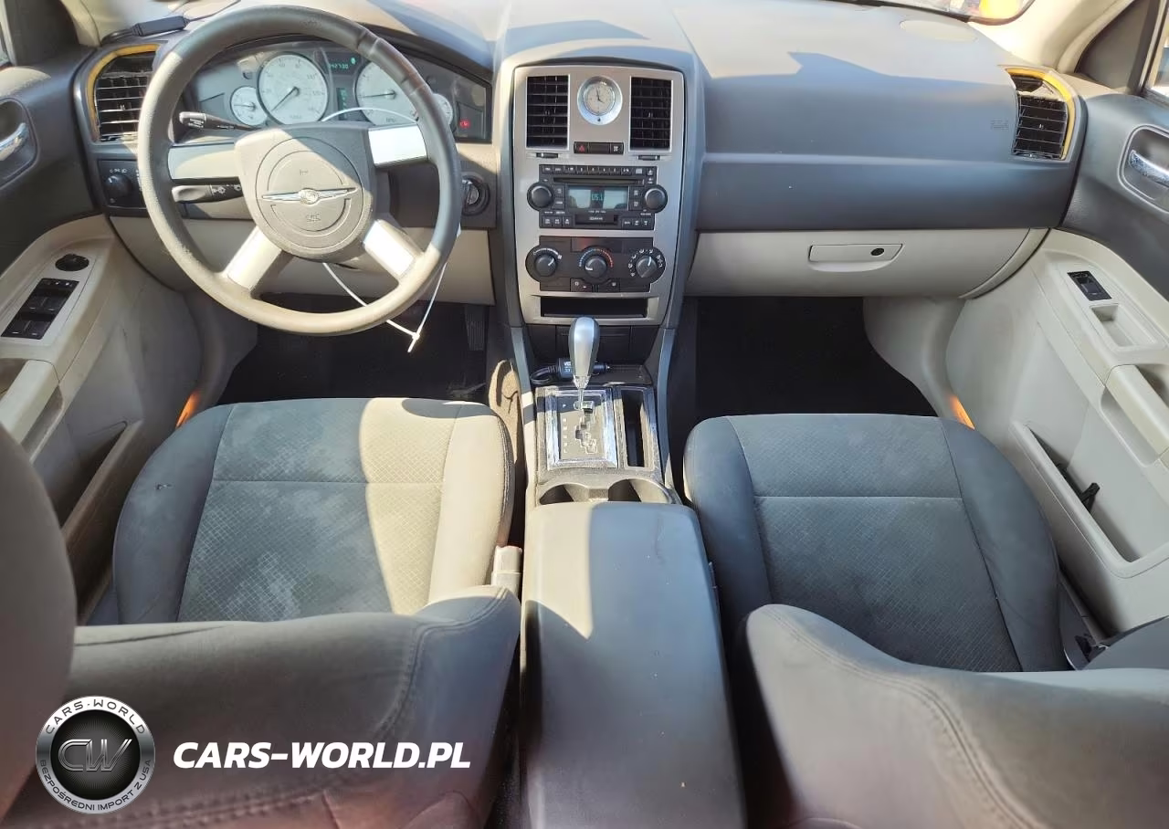 2007 Chrysler 300 VIN:2C3LA43R67H743199 - 8