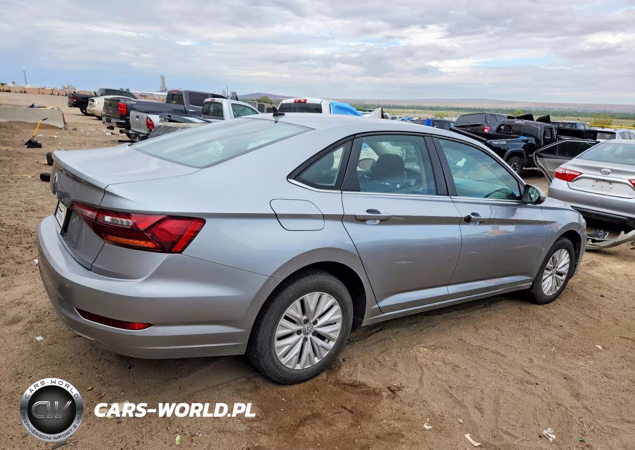2019 Volkswagen Jetta S VIN:3VWC57BU5KM225292 - 3
